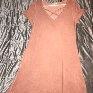 a cute pink dress!!💗